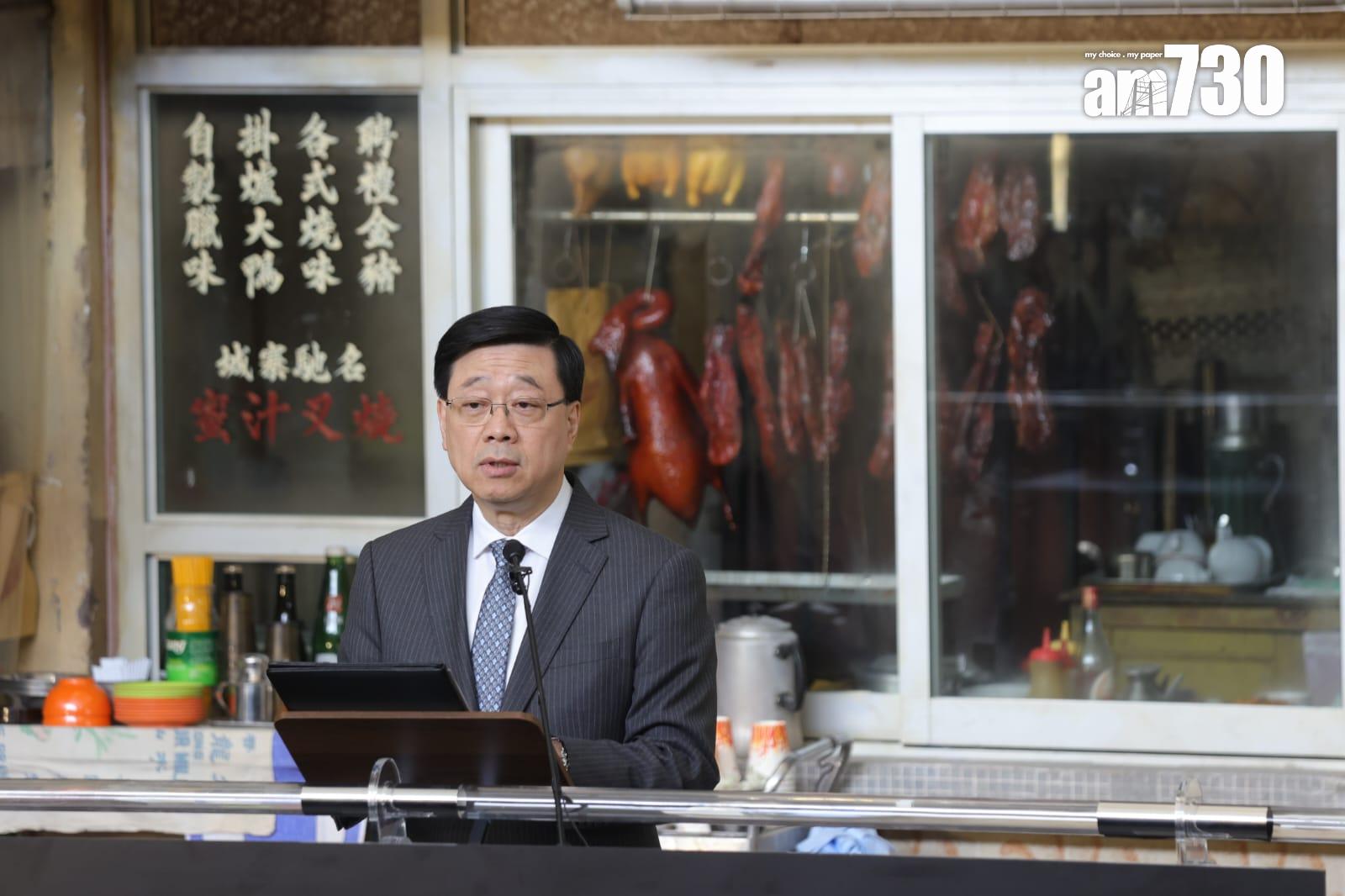 港產片《九龍城寨之圍城》多個寨城場景在機場展出(吳康琦攝)