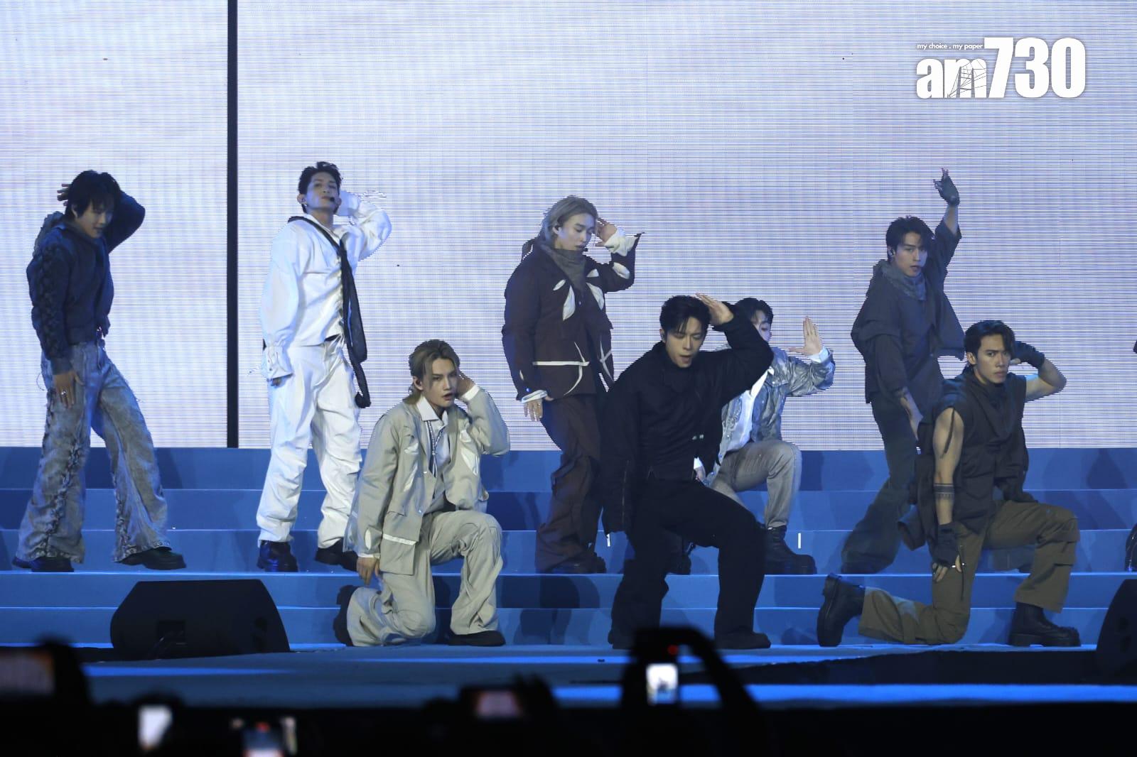 MIRROR首次演唱《Hunt You Down》。