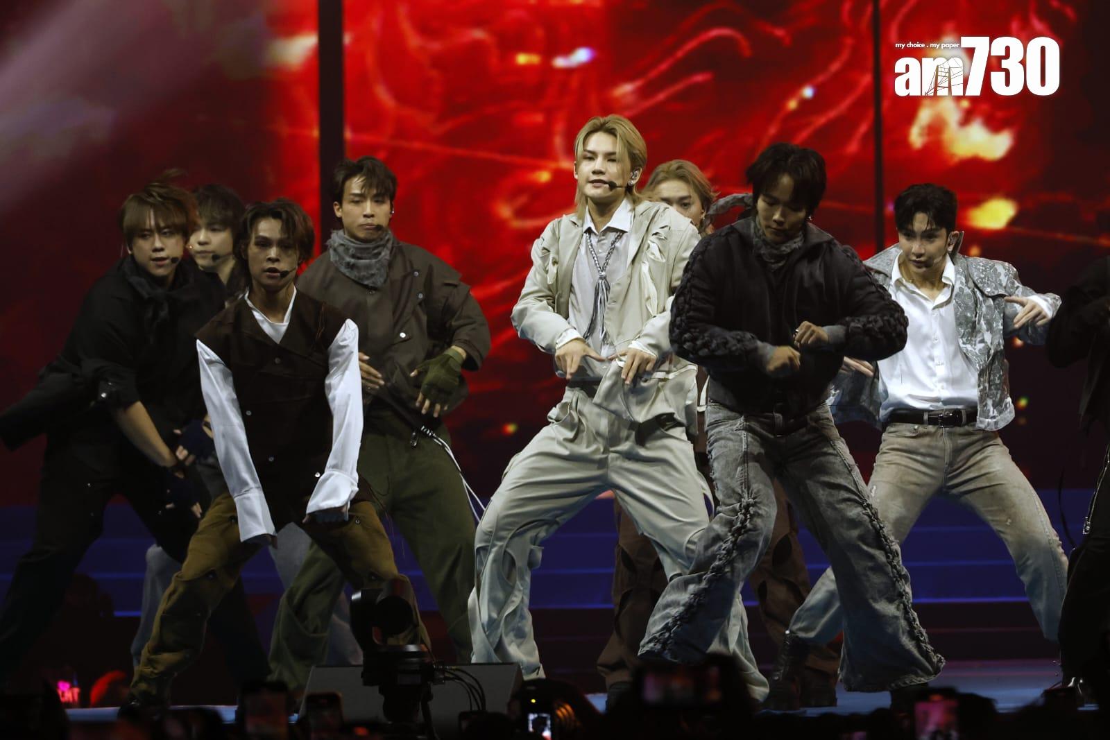 MIRROR首次演唱《Hunt You Down》。