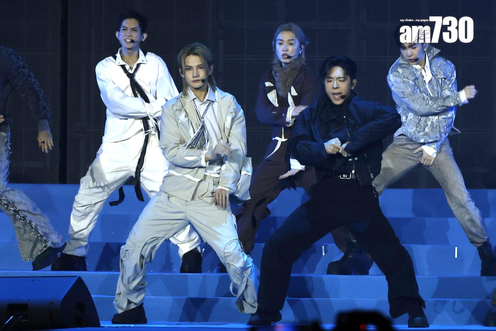 MIRROR首次演唱《Hunt You Down》。