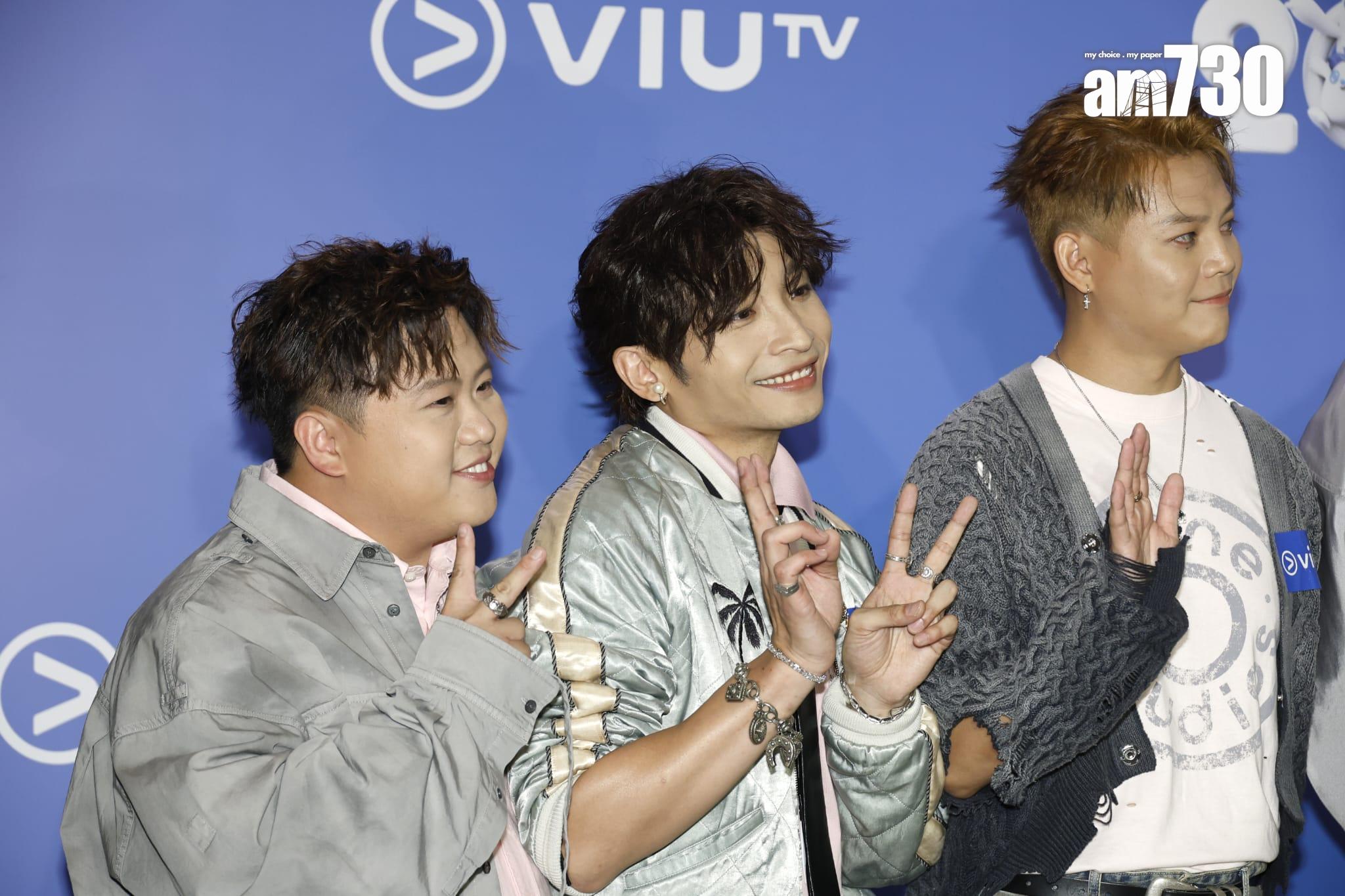 Dee聲稱被日本女職員大讚靚仔到不能直視。 (林俊源攝)