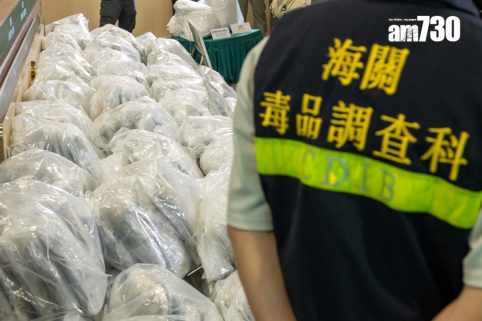 加拿大來港報稱運載黃豆貨櫃,海關檢市值1.3億元懷疑大麻花。(陳奕釗攝)