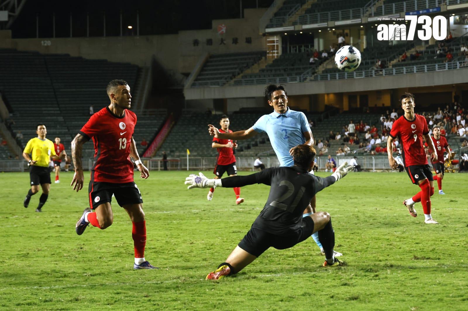 香港主場對柬埔寨的國際友賽在香港大球場舉行,安永佳及艾華頓上半場各入一球。(林俊源攝)