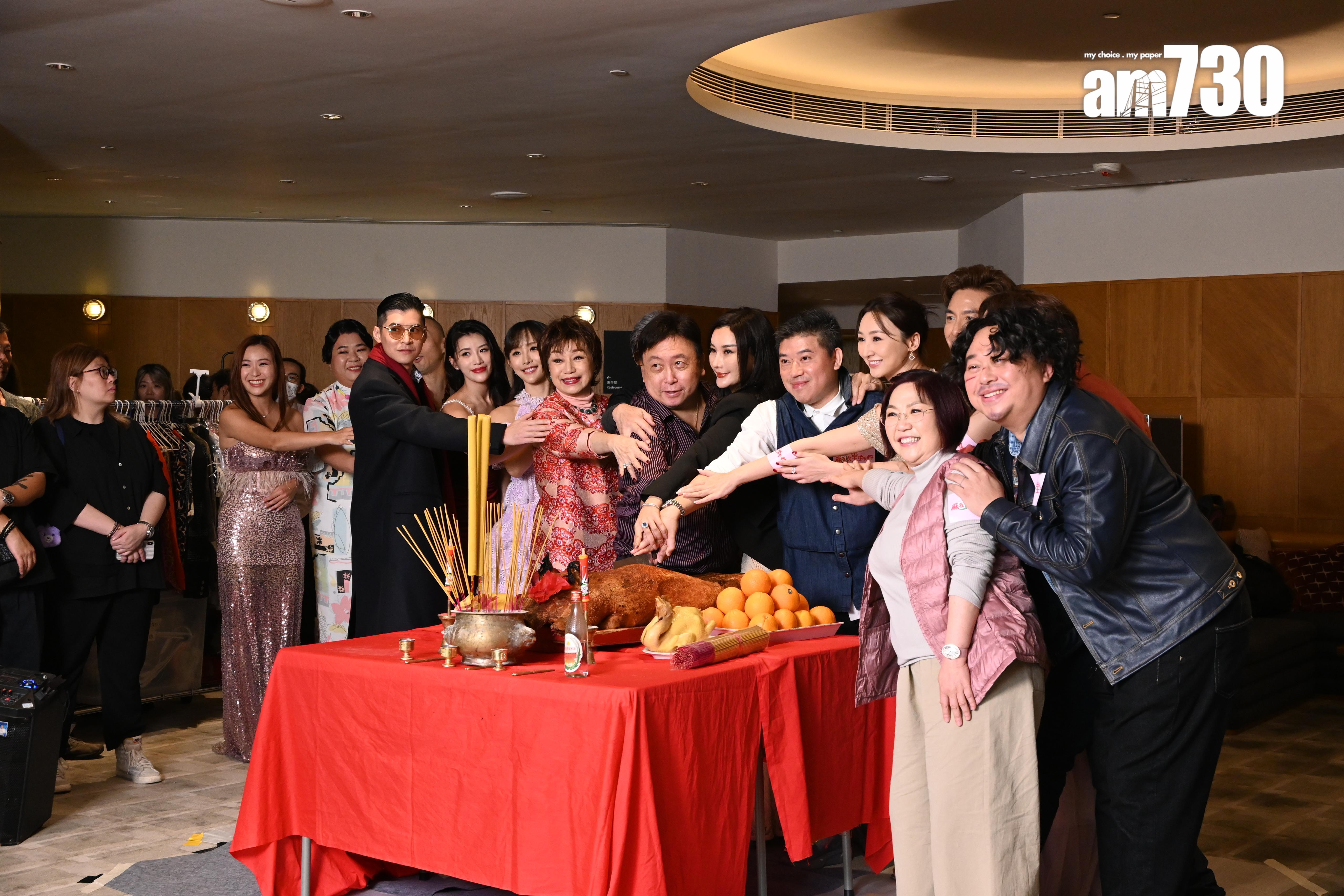 馬國明在賀歲片《麻雀女王追男仔》演倒霉的科學家。(娛樂組攝)