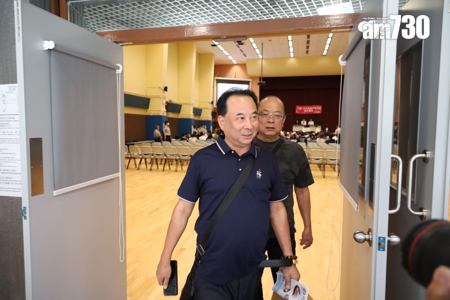 維園年宵攤位競投,投得熟食攤位ab舖男子。(鍾式明攝)