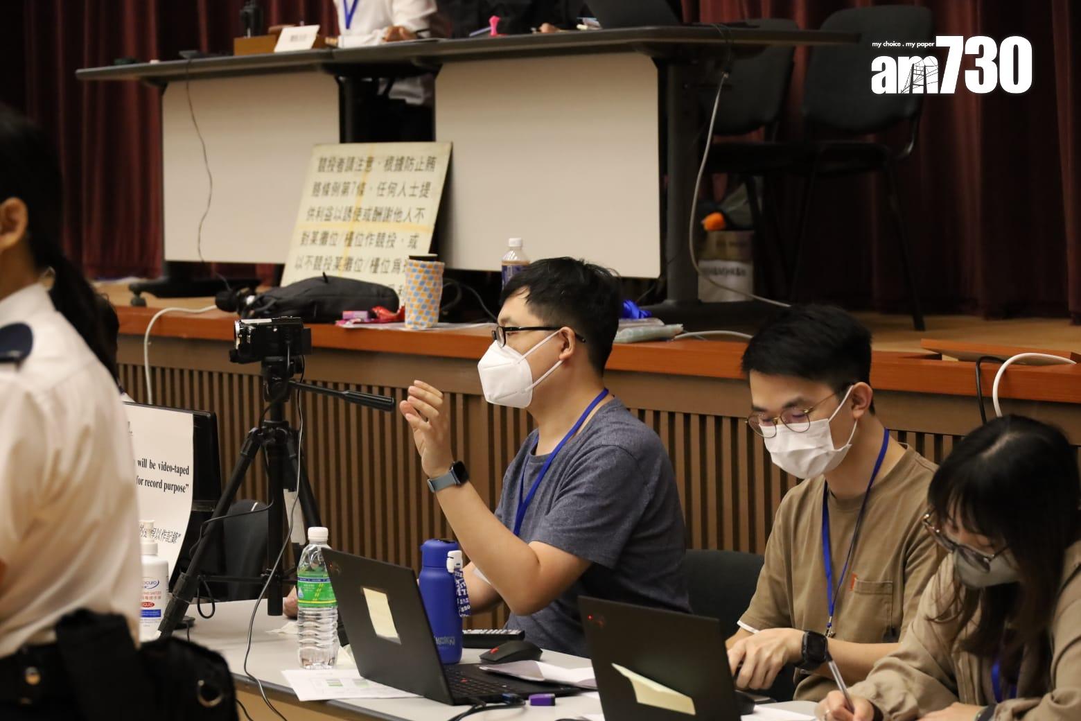 維園年宵攤位競投今開鑼 兩快餐攤位底價成交 最貴18.4萬(鍾式明攝)