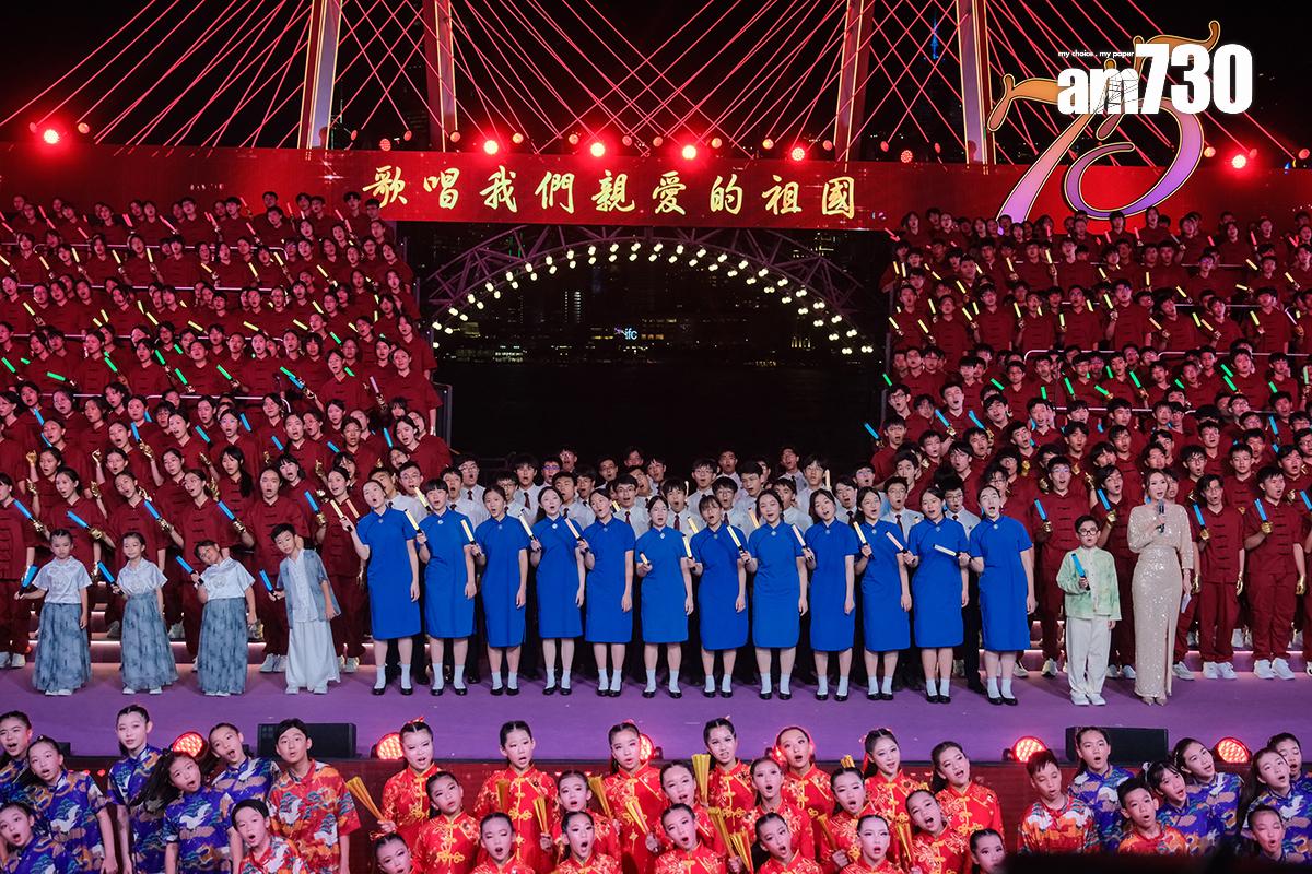 「新生代千人合唱賀國慶」在國慶日前夕舉行。(中通社)