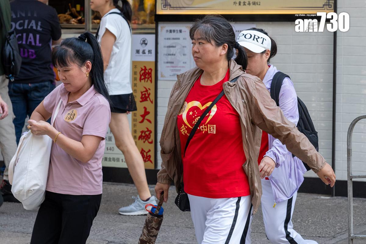 有旅行團到新蒲崗一間食肆享用團餐。(陳奕釗攝)