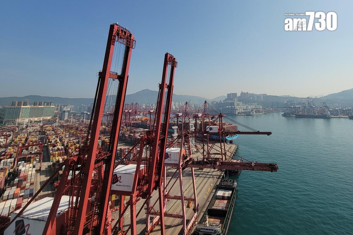 政府提出策略推動本港海運及港口業發展。(資料圖片/鍾式明攝)