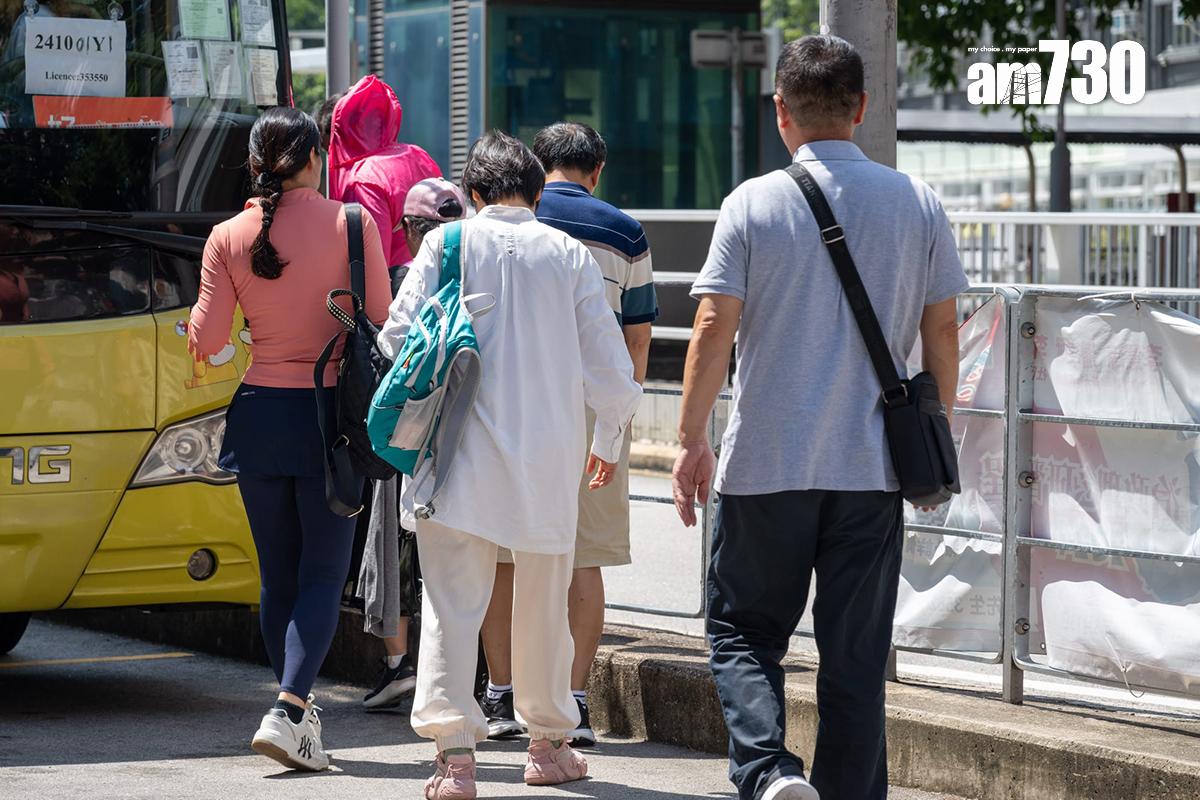 有旅行團到新蒲崗一間食肆享用團餐。(陳奕釗攝)