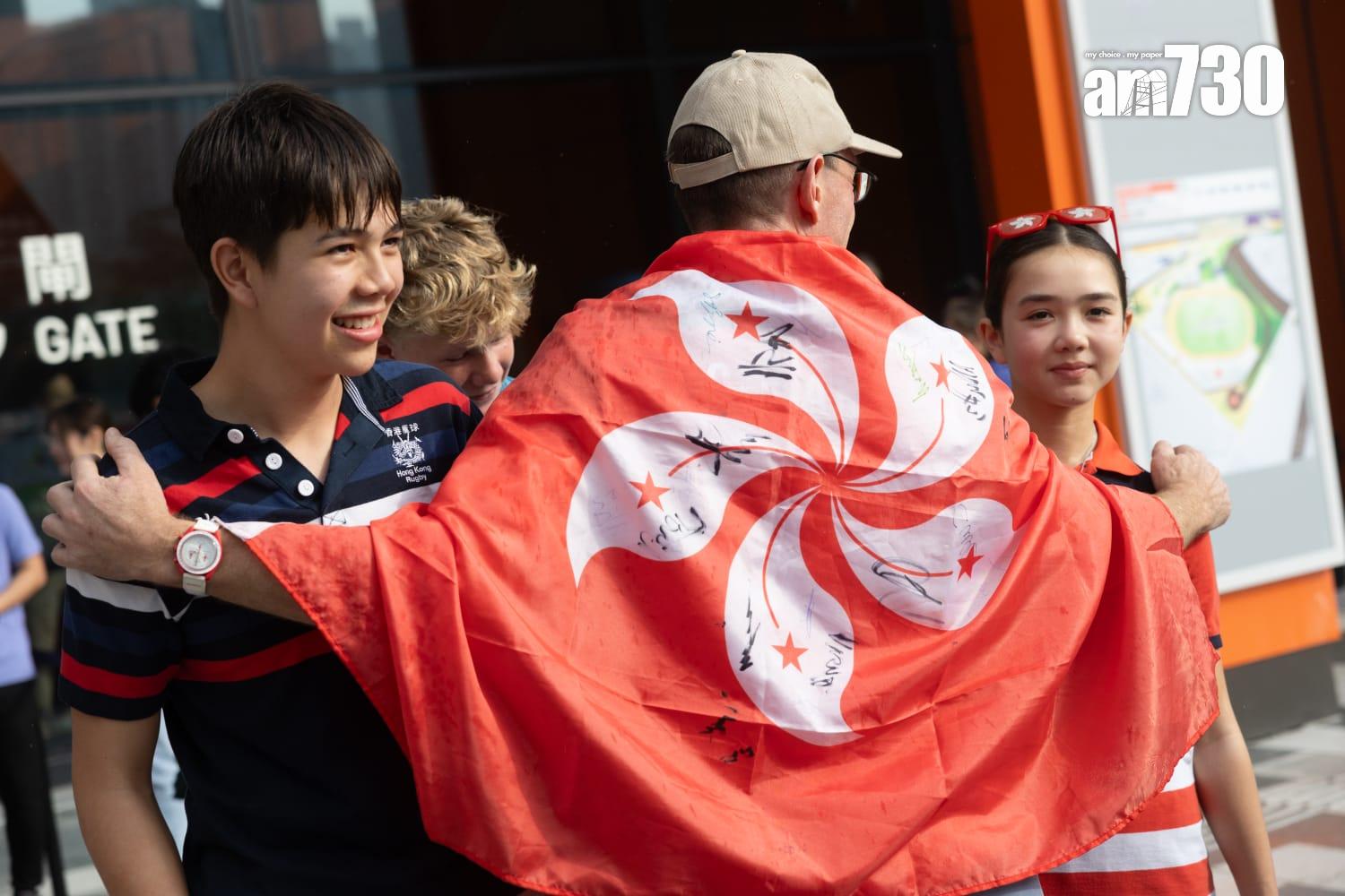 啟德體育園今日進行第二場欖球測試賽,由香港男子15人欖球代表隊對戰巴西隊。(蘇文傑攝)