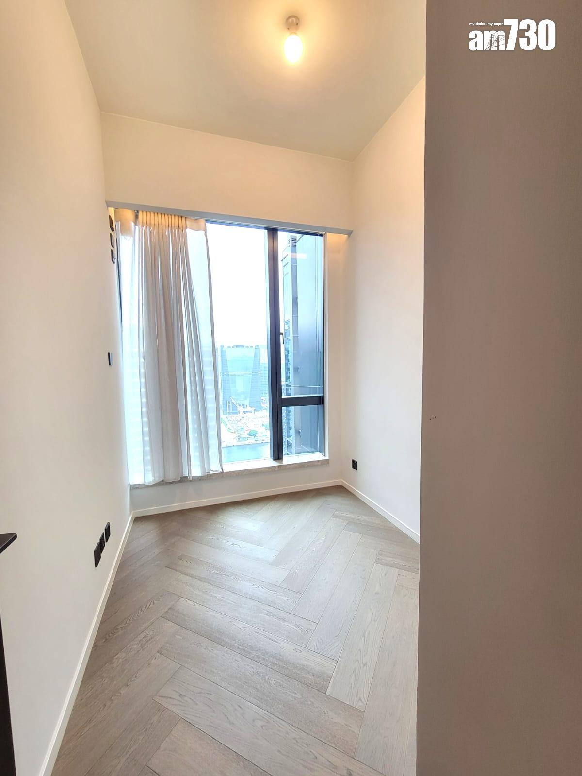 天瀧示範單位|現樓1173呎四房 擁3.3米闊流線型露台飽覽維港景(多圖有片)|啟德新盤