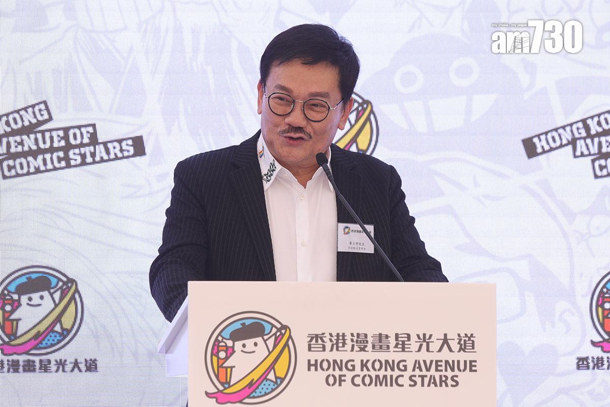 黃玉郎相信今期漫畫星光大道能令許多遊客「企喺度,影餐懵」。(吳康琦攝)