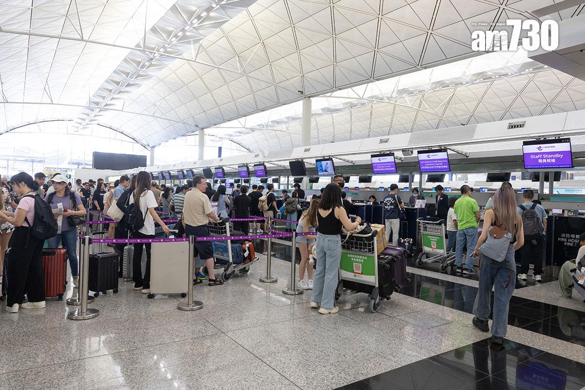 港人熱愛乘搭飛機往外地旅遊。(資料圖片/蘇文傑攝)