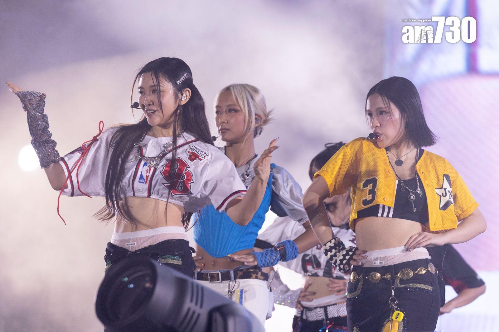 COLLAR為《西九音樂節:越流行》打頭陣演出,一次過跳唱全新EP的4首作品。(蘇文傑攝)