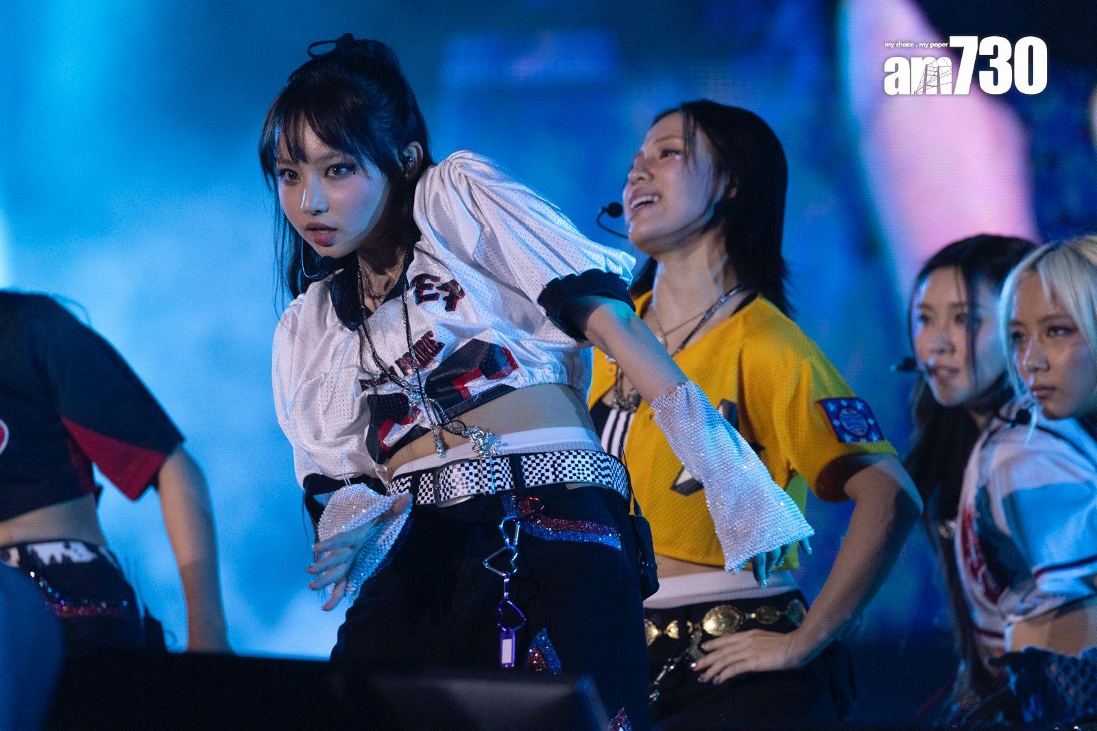 COLLAR為《西九音樂節:越流行》打頭陣演出,一次過跳唱全新EP的4首作品。(蘇文傑攝)