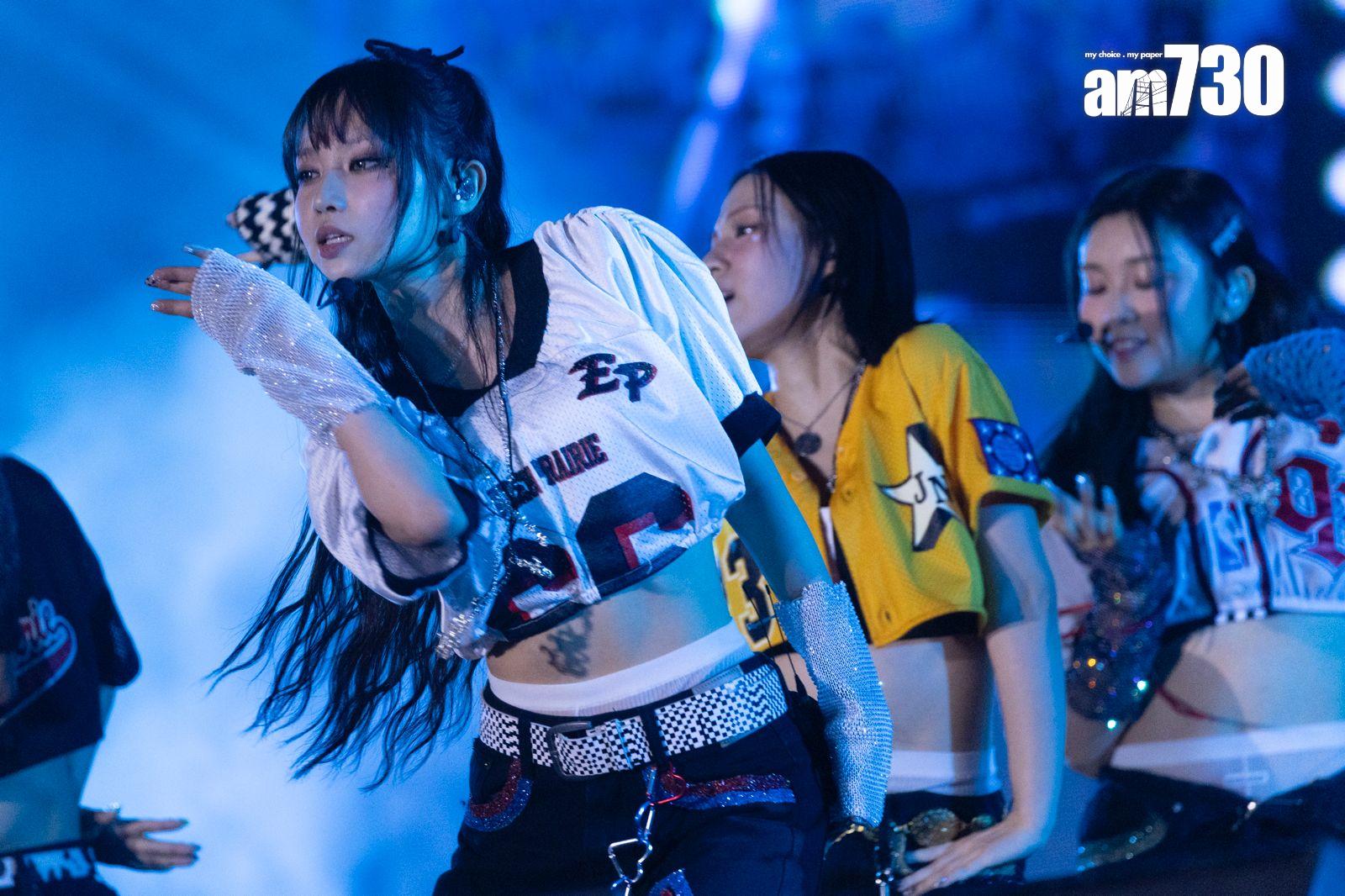 COLLAR為《西九音樂節:越流行》打頭陣演出,一次過跳唱全新EP的4首作品。(蘇文傑攝)