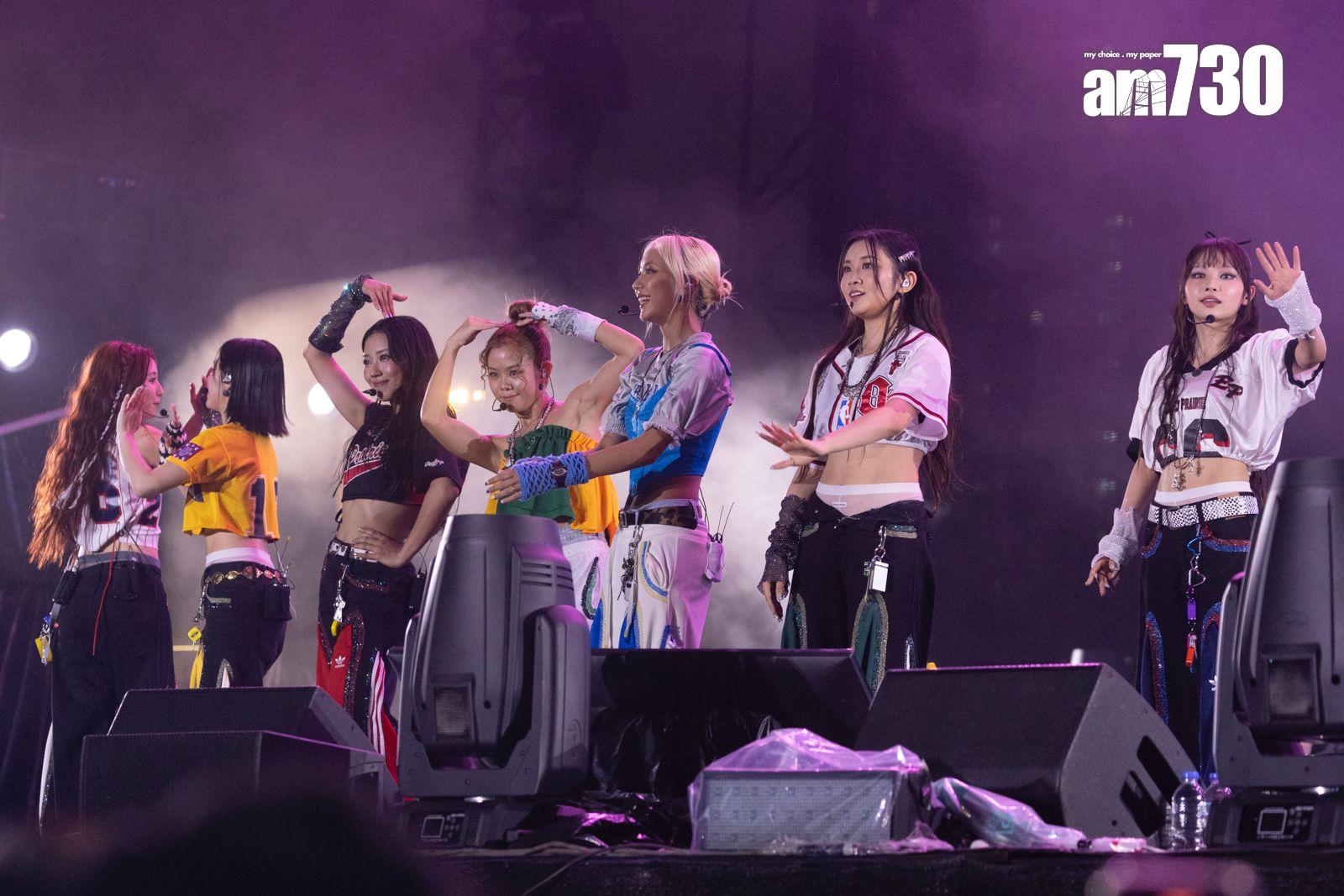 COLLAR為《西九音樂節:越流行》打頭陣演出,一次過跳唱全新EP的4首作品。(蘇文傑攝)