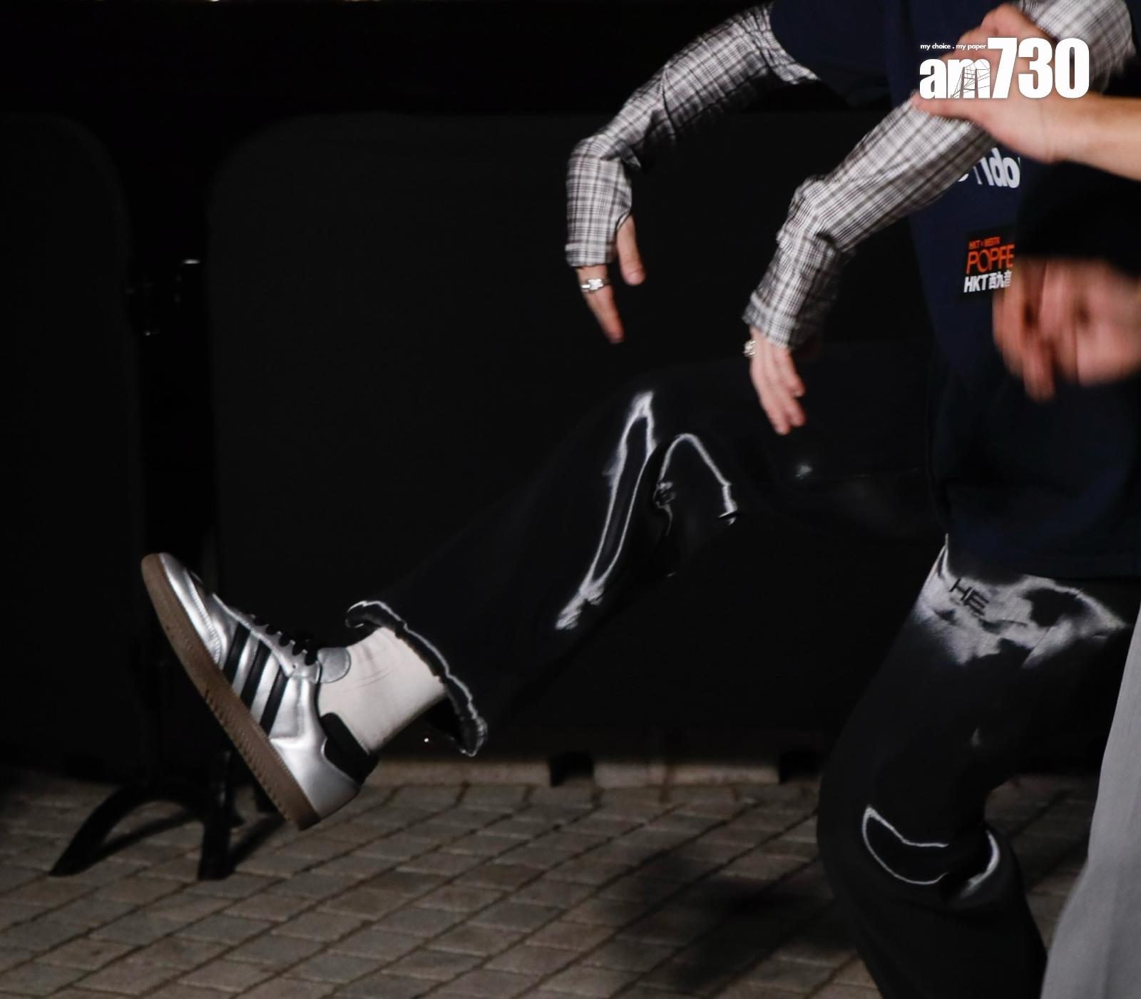 Tsoul帶傷上陣,左腳仍要綁繃帶和戴上護踭。(娛樂組攝)