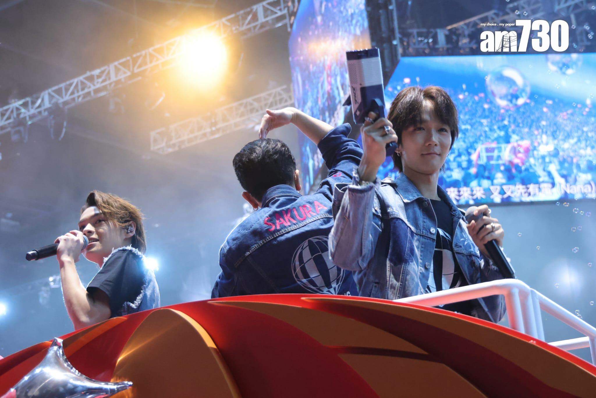 MIRROR 6周年見面會,12子落力為鏡粉謀福利。(吳康琦攝)