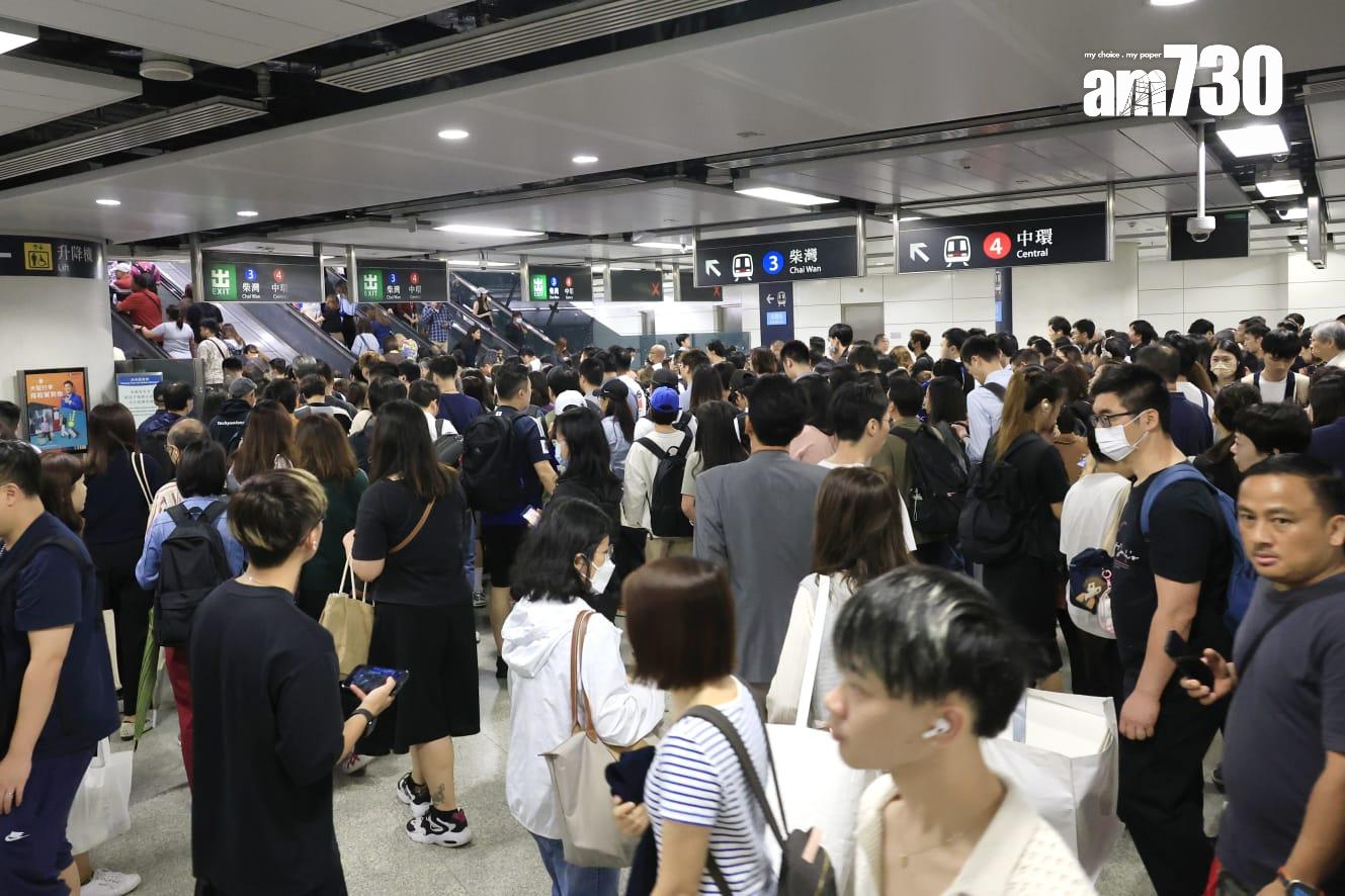 am專題|美研究指繁忙時間電梯兩邊企利清人流 平時左行右企較具效率