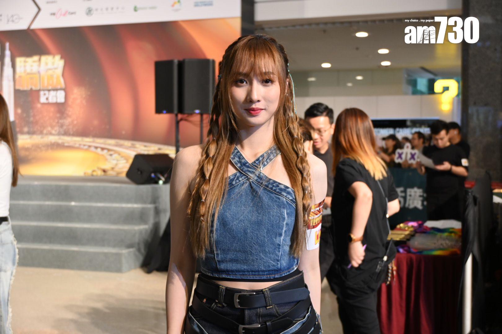 鍾柔美開心到大球場表演。(娛樂組攝)