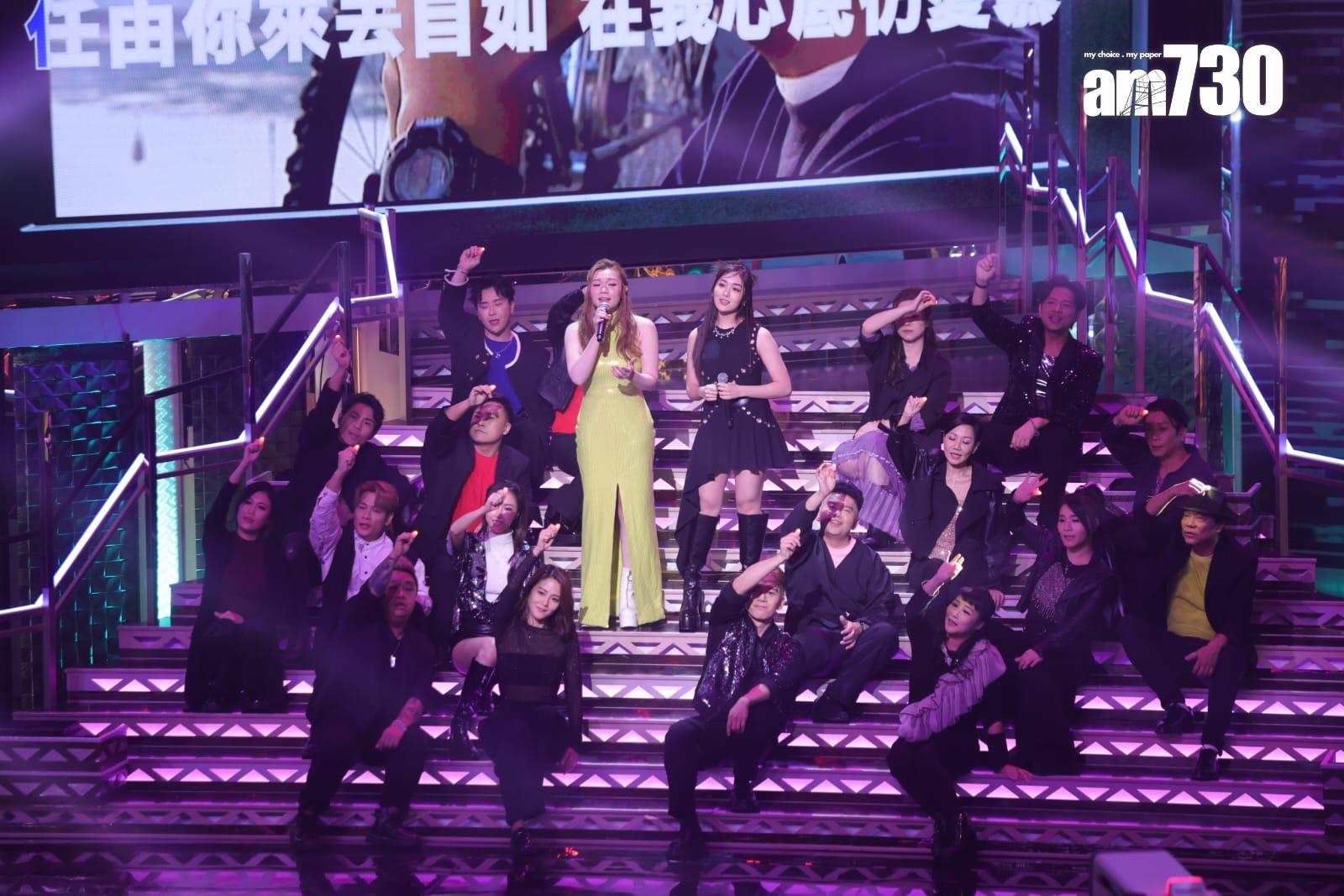 《聲夢傳奇》及《中年好聲音》學員組成「聲夢好聲音」,輪流出場獻唱經典金曲的廣東話及其他語言版。(吳康琦攝)