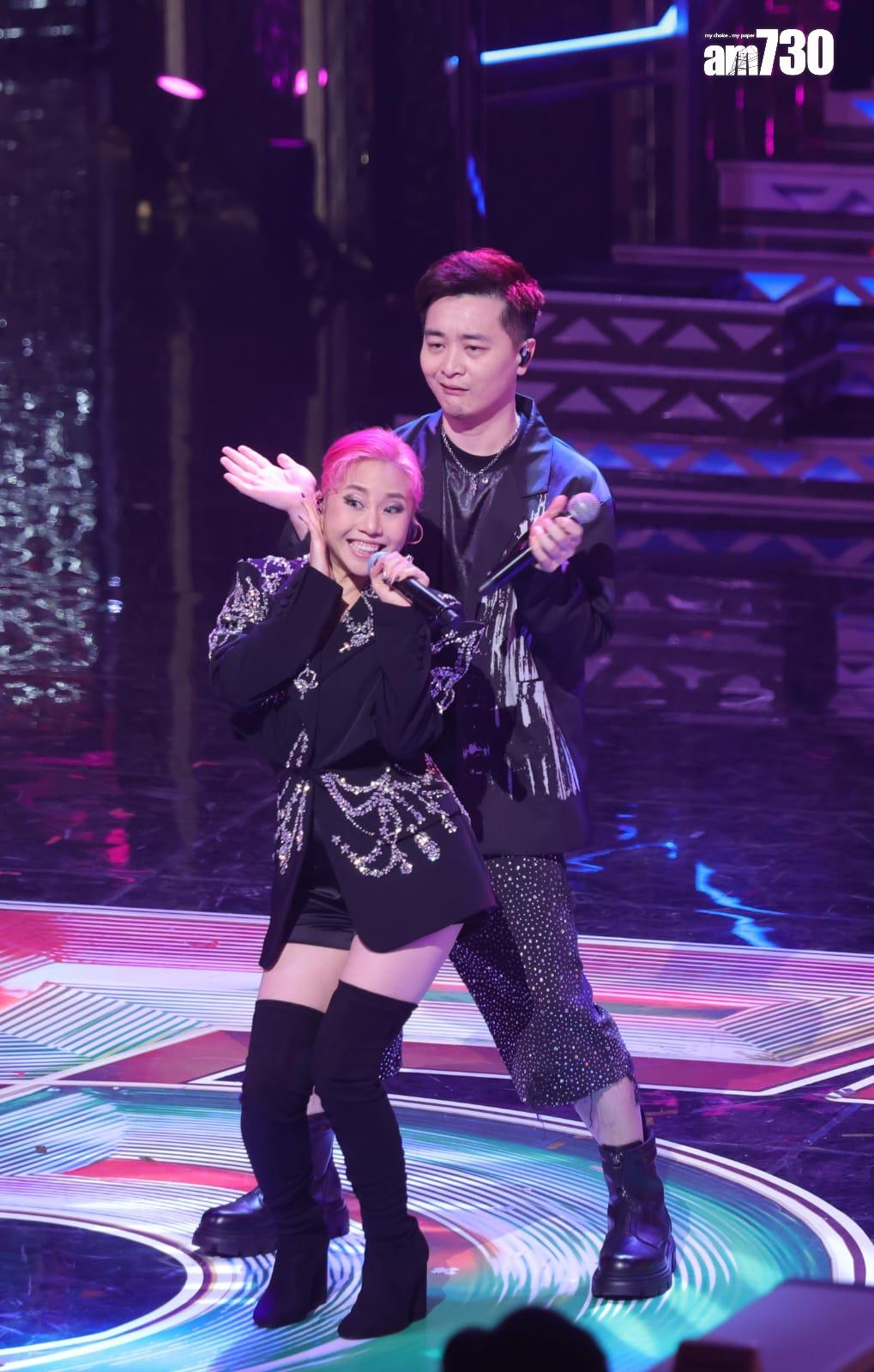 《聲夢傳奇》及《中年好聲音》學員組成「聲夢好聲音」,輪流出場獻唱經典金曲的廣東話及其他語言版。(吳康琦攝)