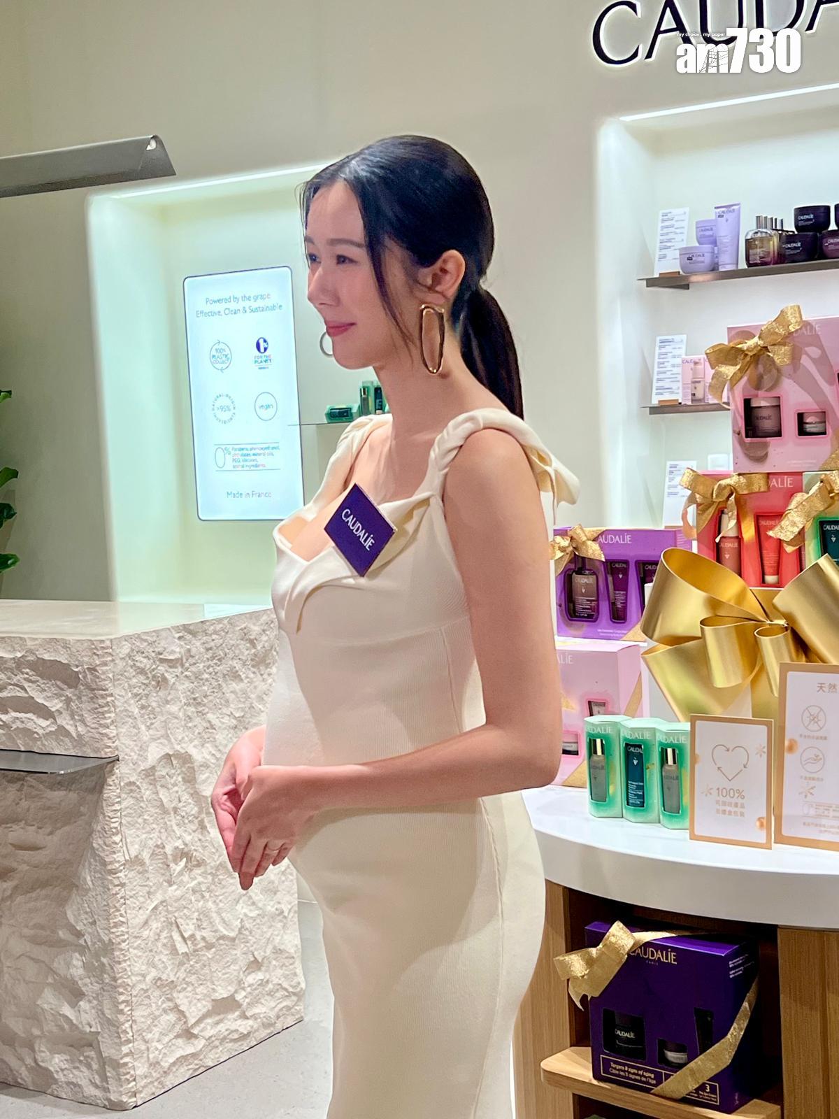 麥明詩挺巨肚現身,上圍亦連升幾CUP。