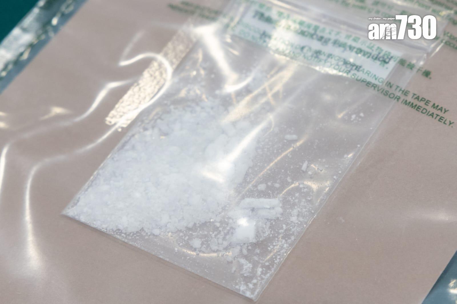 海關檢1700萬太空油 拘7人包括一小學教師