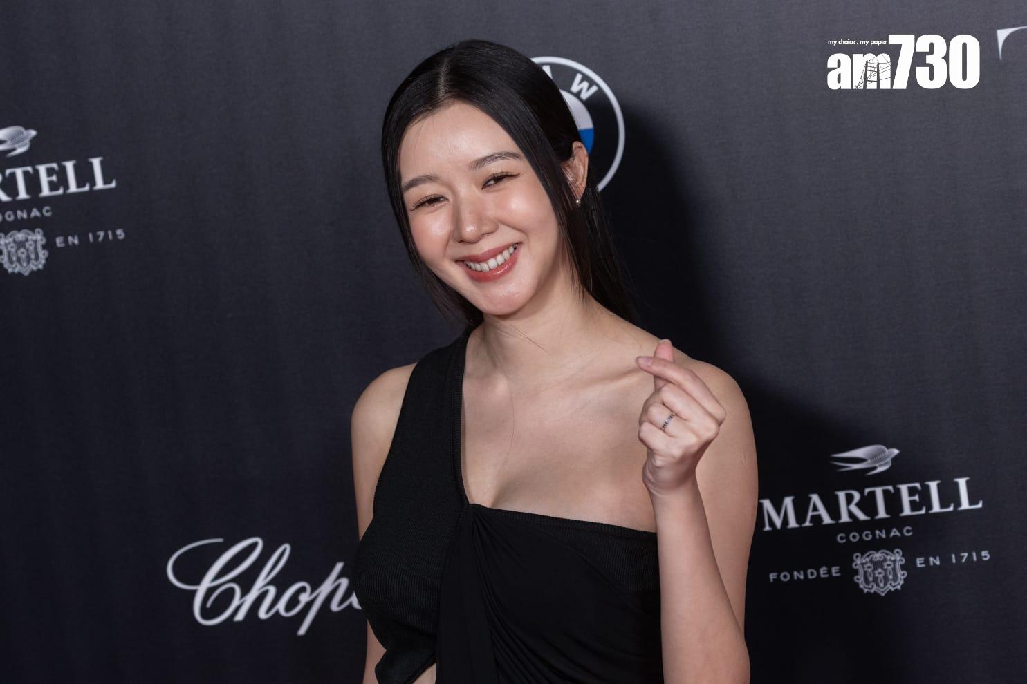 麥明詩盛裝打扮出席到灣仔出席Tatler Ball。(蘇文傑攝)