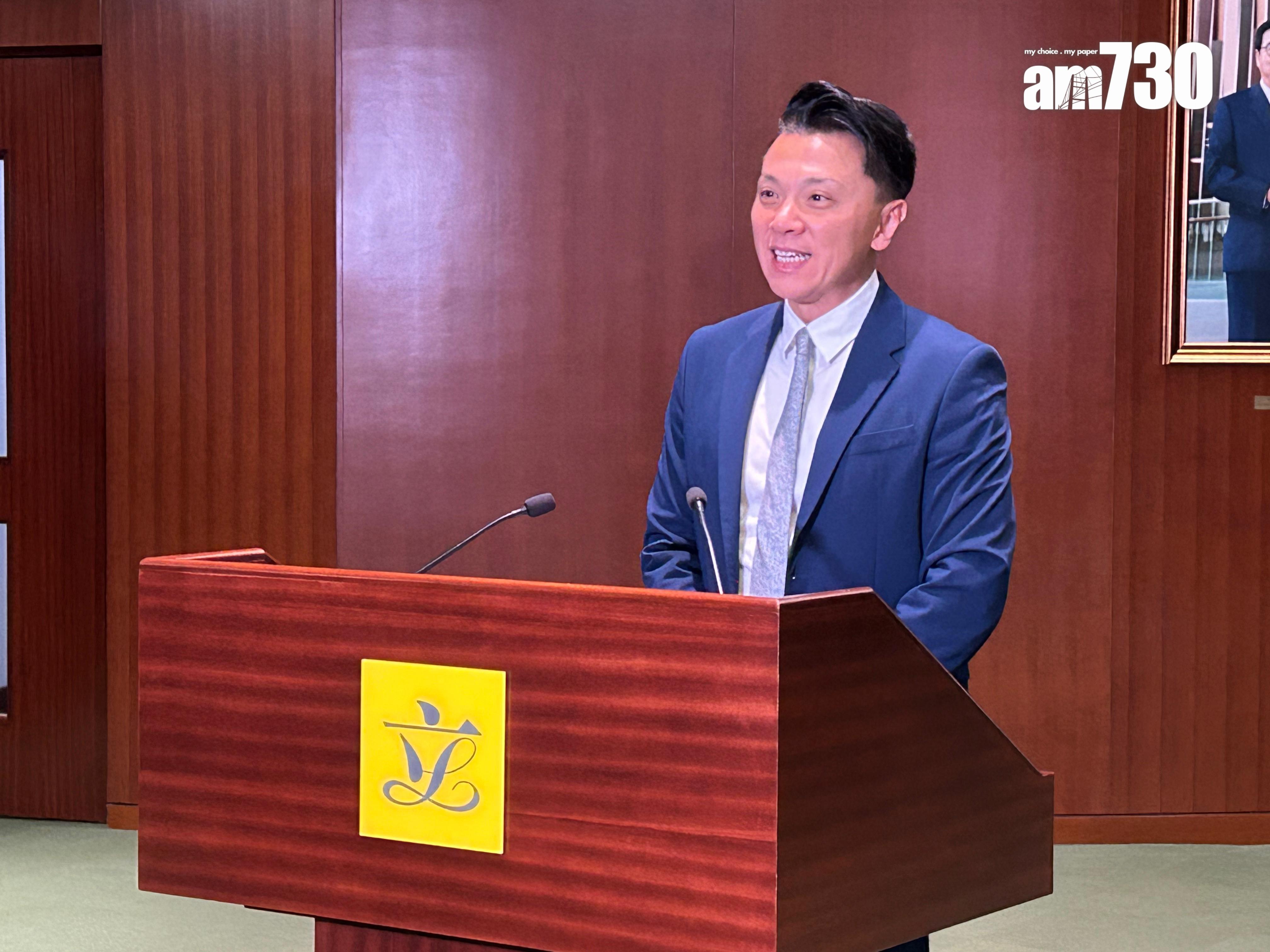 時裝薈首日登場 陳祖恒展示港產工裝作品(陳芷晴攝)