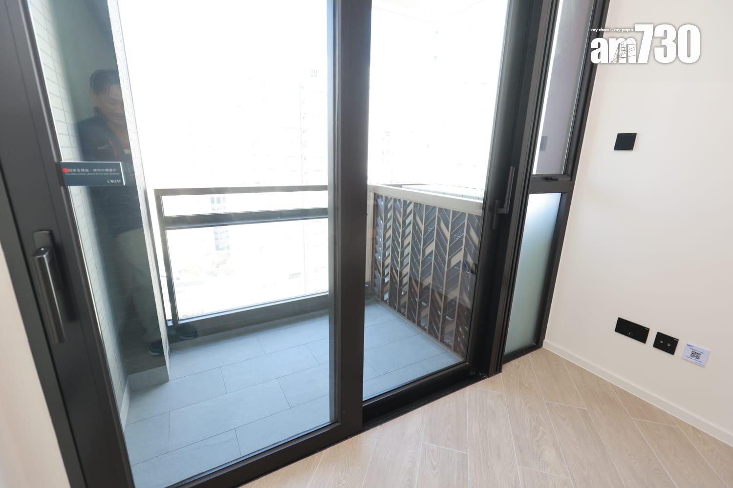 筲箕灣傲華現樓示範單位即睇!兩房主人房面積達108呎 開放式外望鯉魚門山景|多圖有片