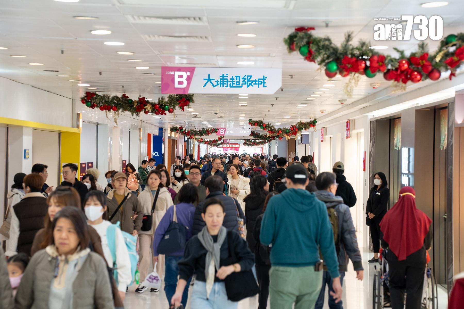 新地15大商場聖誕檔期人流及生意額按年升近15%