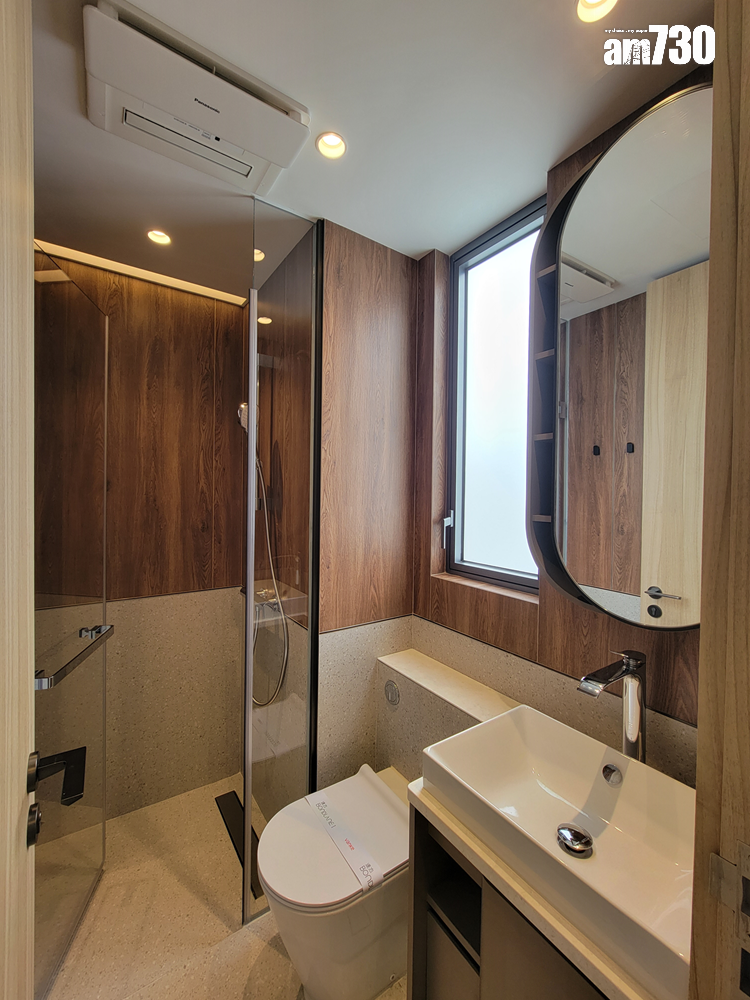 連方I頂層特色戶現樓亮相!內置樓梯達天台 飽覽維港景及市景|多圖有片