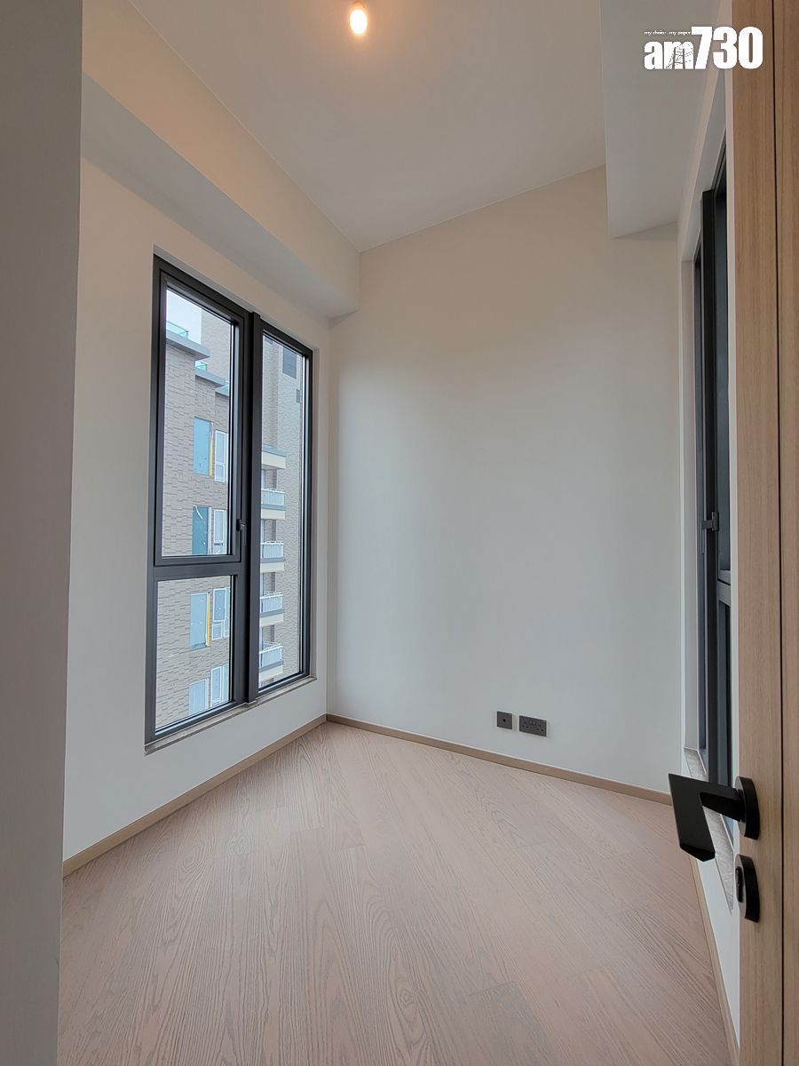 連方I頂層特色戶現樓亮相!內置樓梯達天台 飽覽維港景及市景|多圖有片