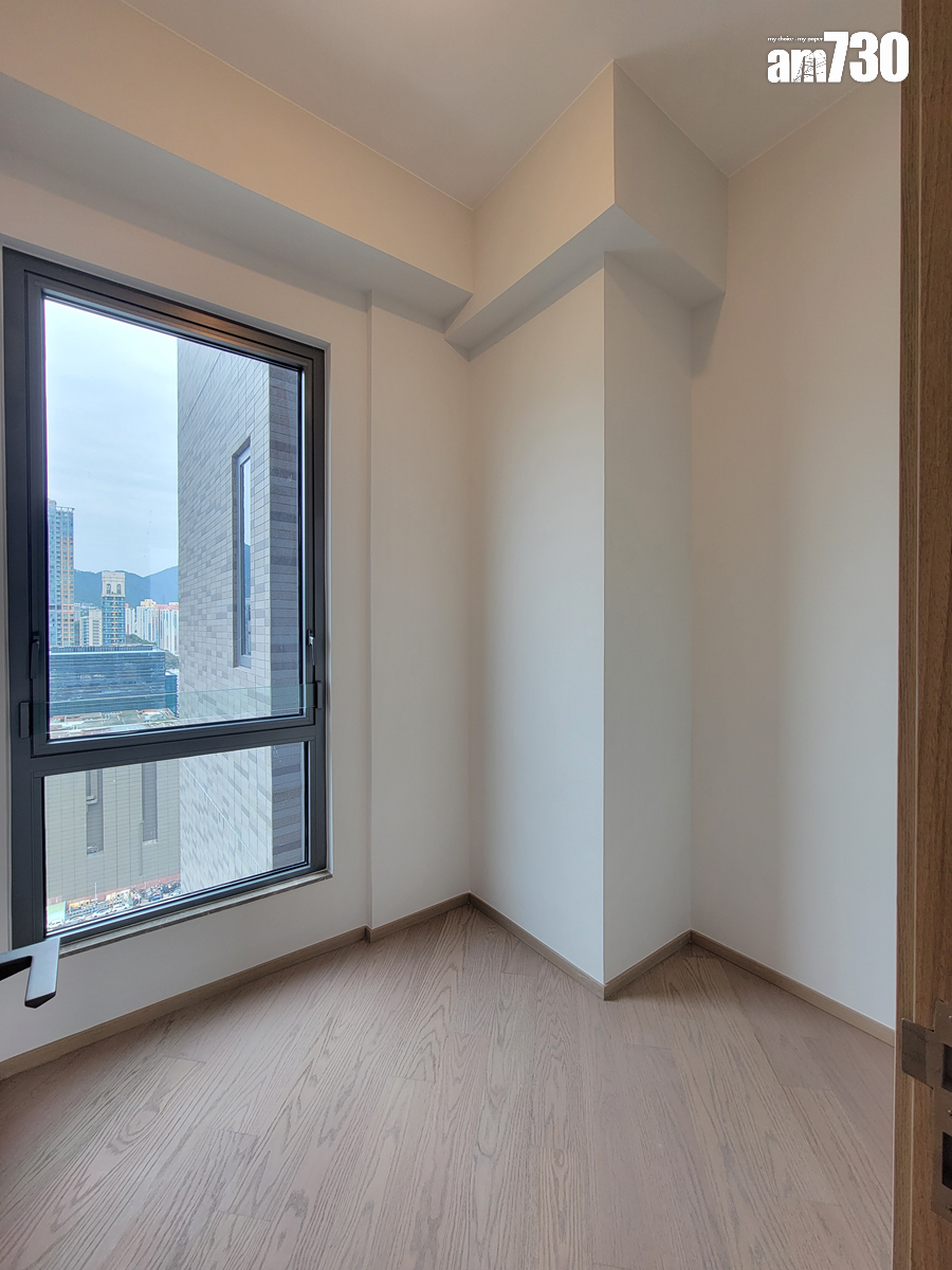 連方I頂層特色戶現樓亮相!內置樓梯達天台 飽覽維港景及市景|多圖有片