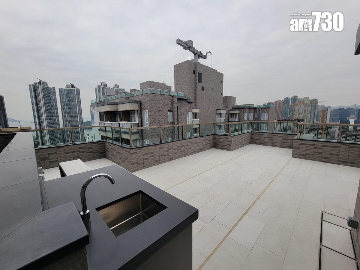 連方I頂層特色戶現樓亮相!內置樓梯達天台 飽覽維港景及市景|多圖有片