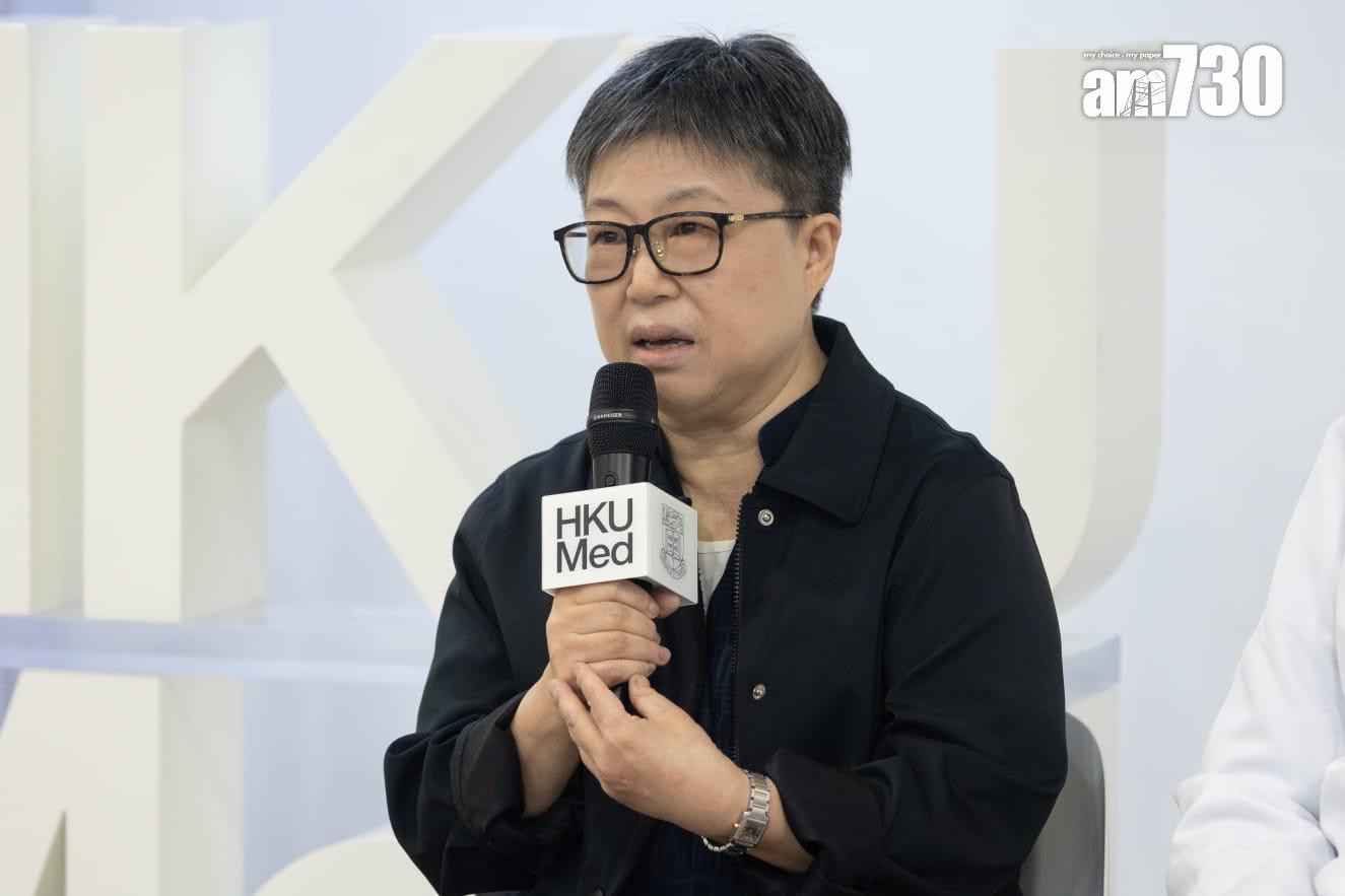 杜女士形容社區藥房解答很專業,「對於冇乜藥品常識的人,覺得放心和可靠。」(蘇文傑攝)