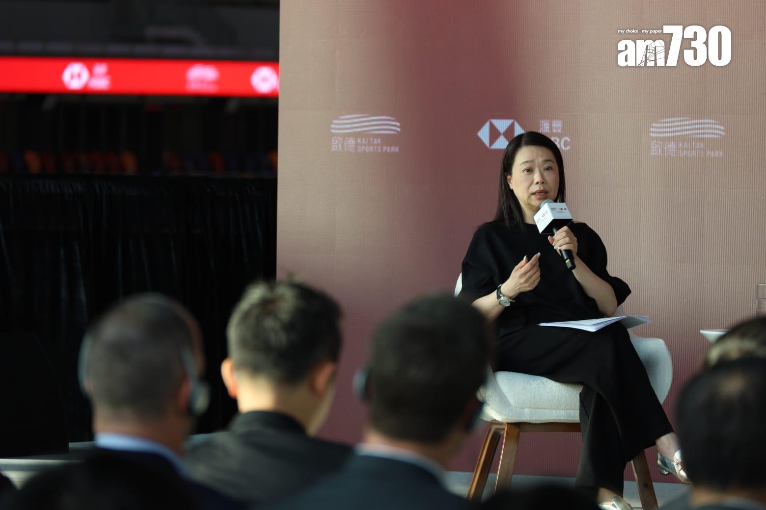 啟德體育園主場館看台座位已裝妥 據悉下月初舉辦測試賽 (鍾式明攝)