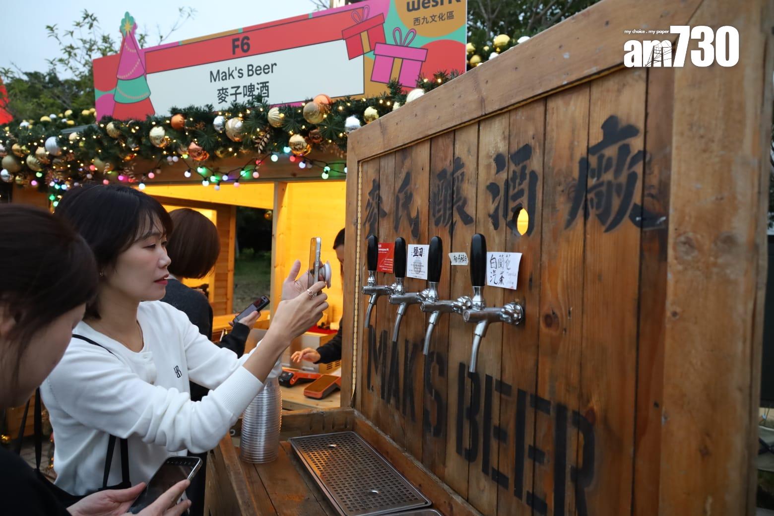 麥子啤酒就出售特製酒類和德國香腸拼盤。(鍾式明攝)