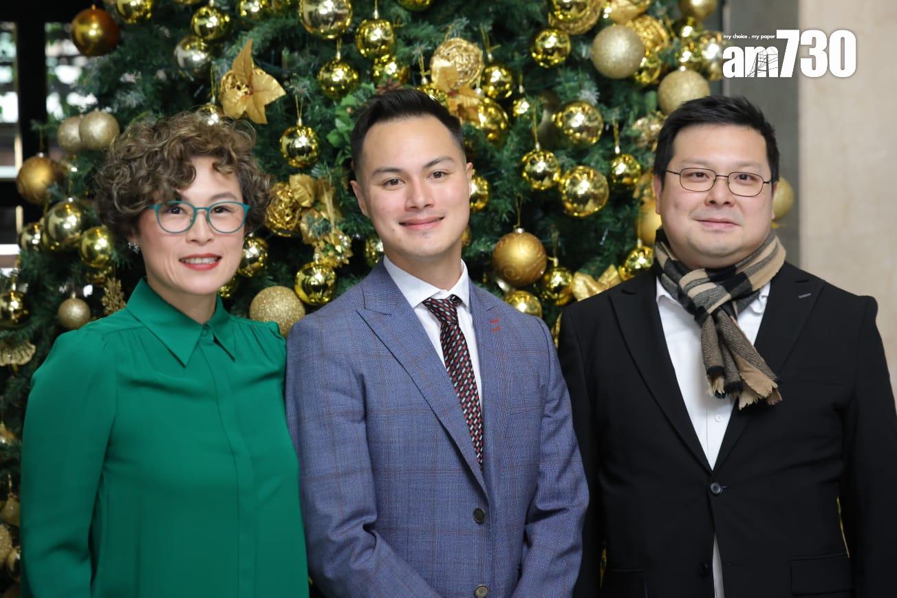 (左起)趙式芝、趙式正及趙式浩。