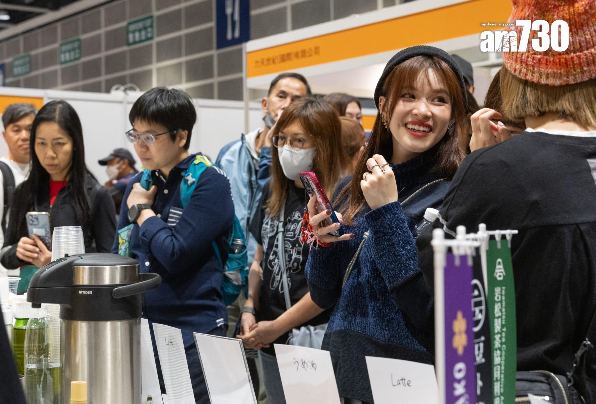 冬日美食節第二天 展商稱人流超預期 (蘇文傑攝)