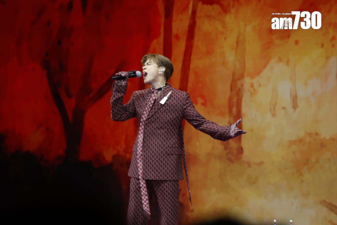 張敬軒憑《青春告別式》揚威《新城勁爆頒獎禮 2024》。 (林俊源攝)