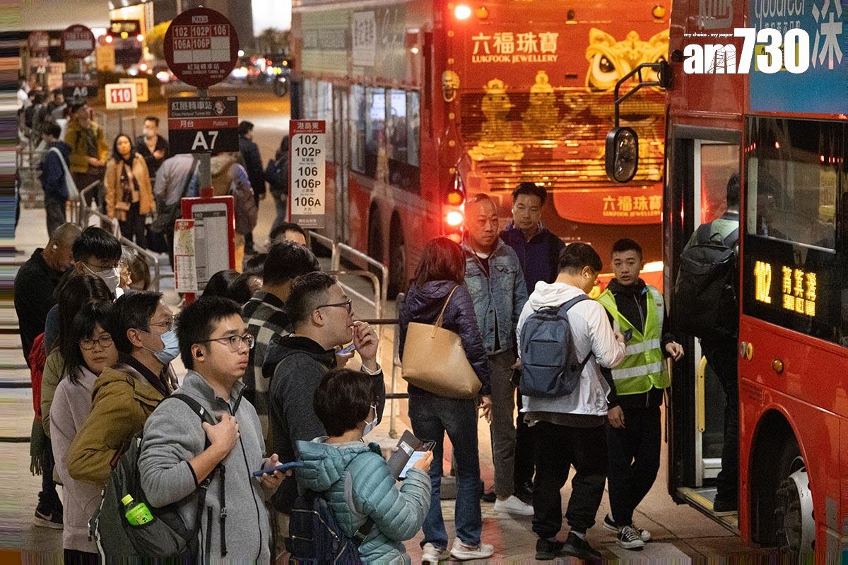 政府預計約九成半乘客的行程加幅1元或以下。(資料圖片/蘇文傑攝)