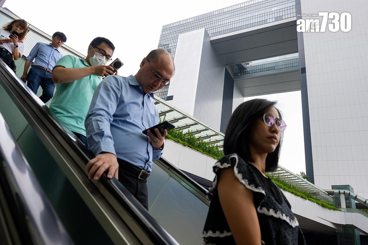 公務員今個財政年度劃一加薪3%。(資料圖片)