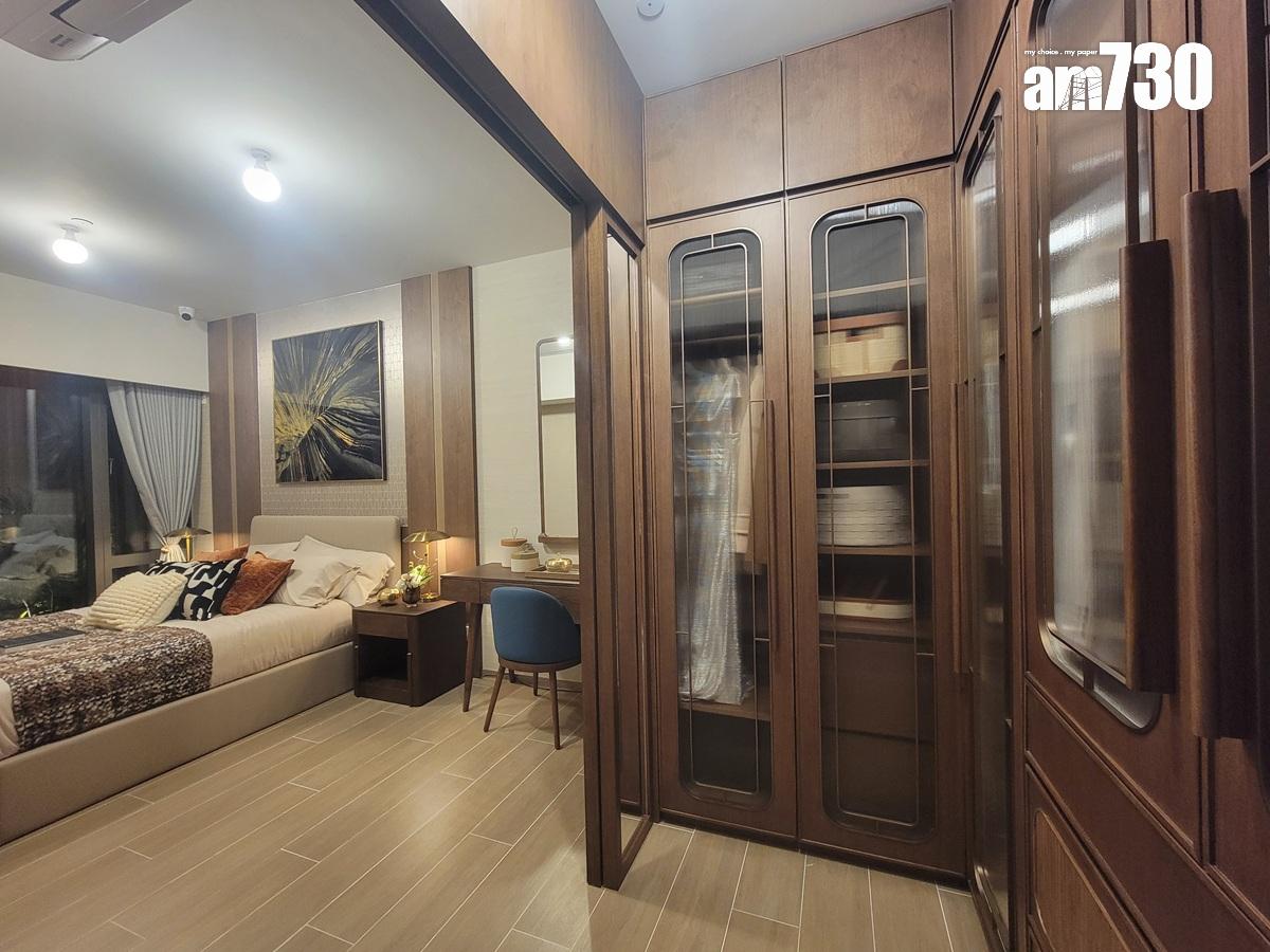 皇都示範單位|連裝修四房套面積逾1200呎 「雙客廳」打造寬敞起居空間(多圖有片)|北角新盤