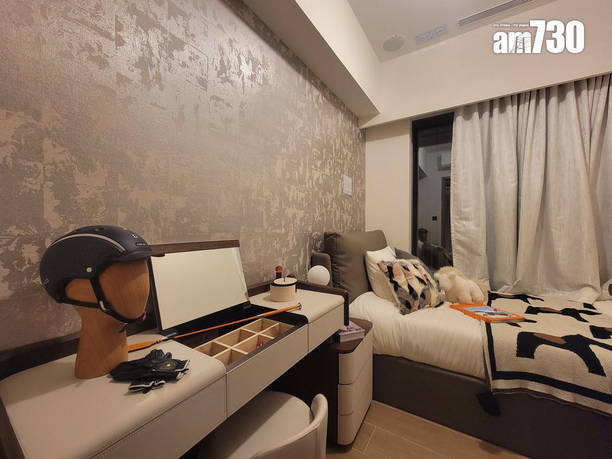 皇都示範單位|連裝修四房套面積逾1200呎 「雙客廳」打造寬敞起居空間(多圖有片)|北角新盤