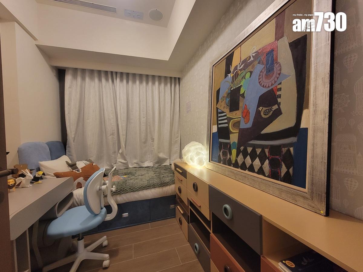 皇都示範單位|連裝修四房套面積逾1200呎 「雙客廳」打造寬敞起居空間(多圖有片)|北角新盤