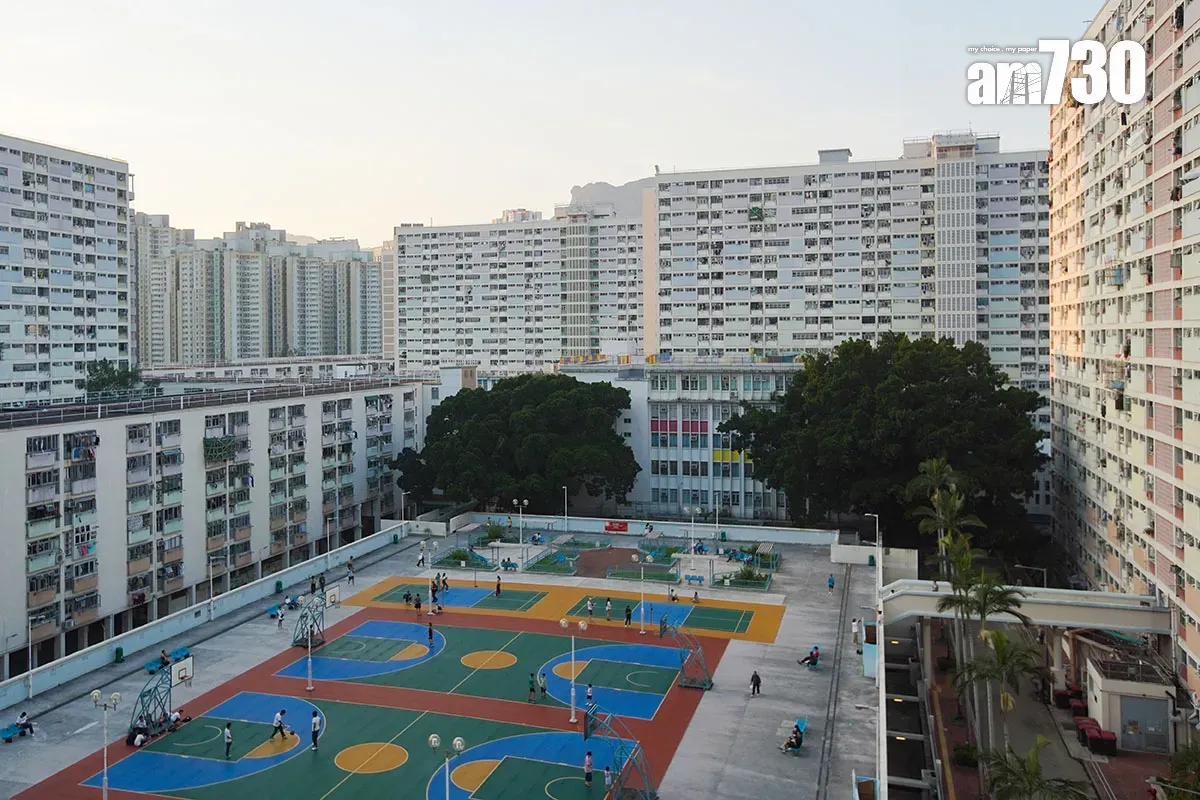 區議員莫健榮建議房署准許單身長者戶原邨調遷(資料圖片).